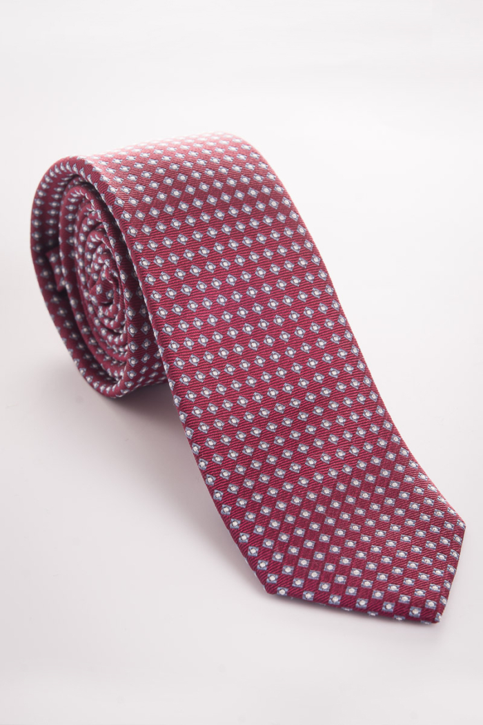 Bordo kravata sa sitnim uzorkom
