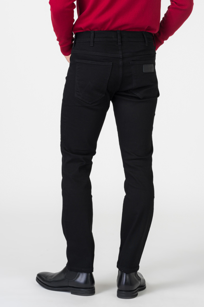 Varteks Men's black jeans - Wrangler