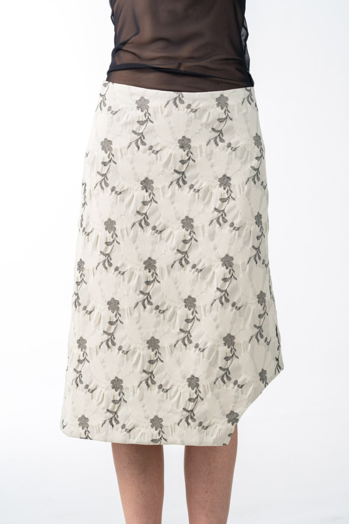 Varteks Women's skirt with a flower print
