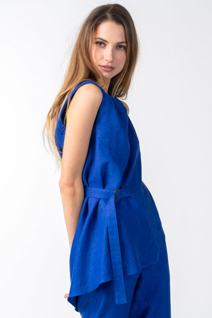Varteks Women's indigo blue sleeveless blouse