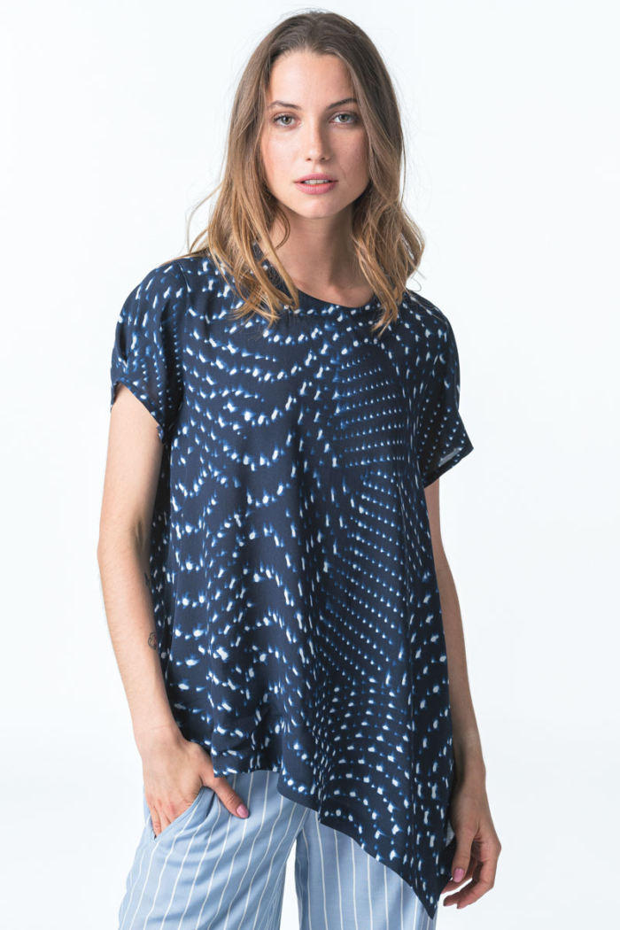 Varteks Women's navy blue blouse with pattern