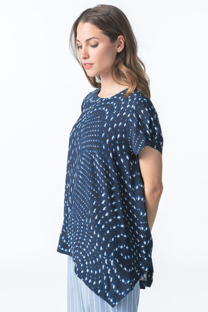 Varteks Women's navy blue blouse with pattern