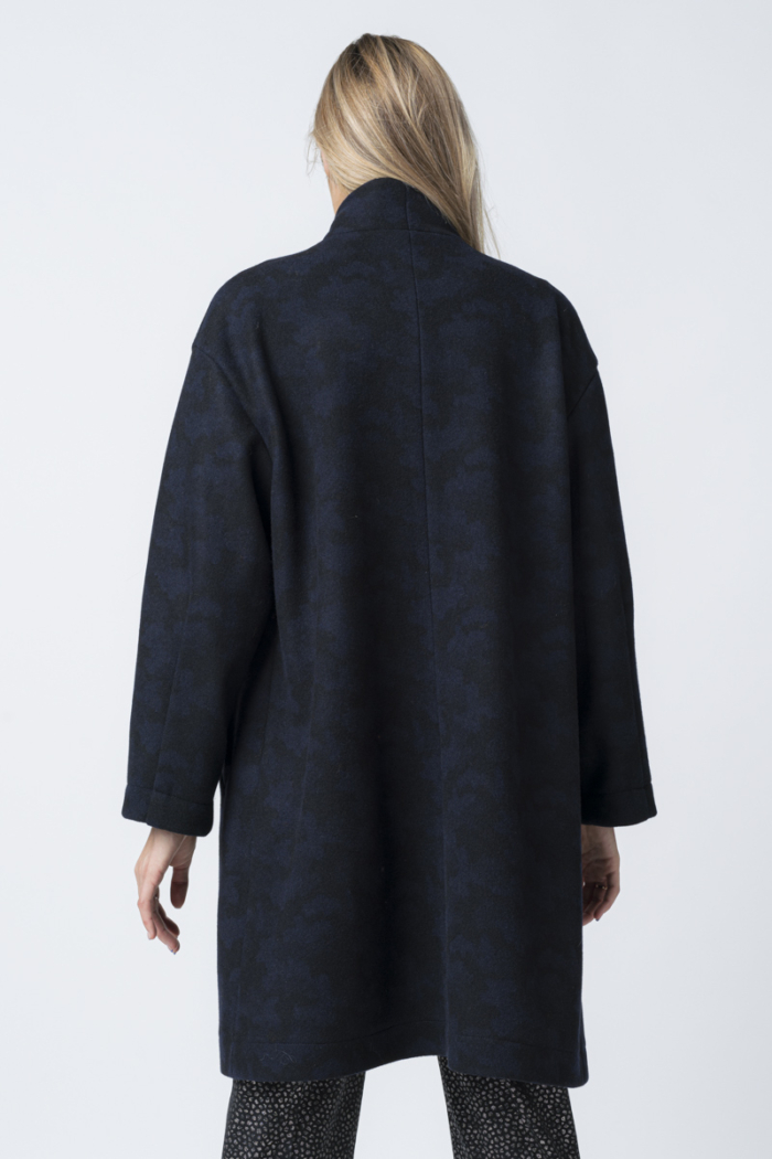 Oversized women's blue and black coat